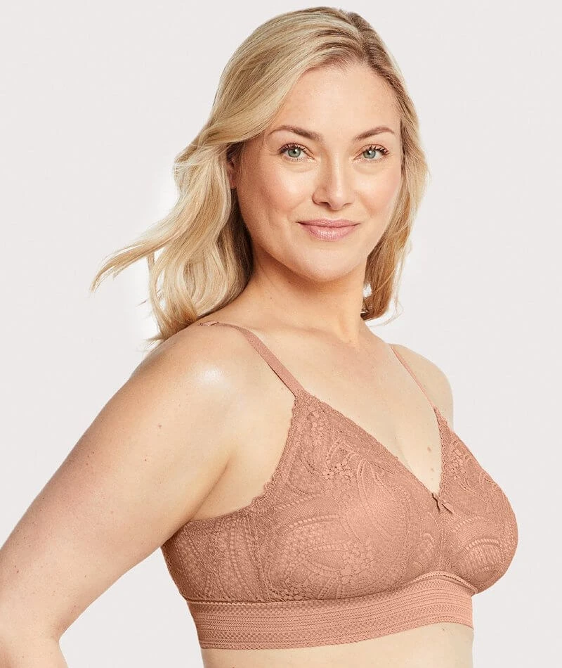 Glamorise Bramour Gramercy Luxe Lace Wirefree Bralette - Cappuccino 5 Glamorise Bramour Gramercy Luxe Lace Wirefree Bralette - Cappuccino - Image 3