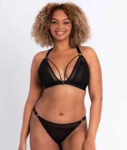 Curvy Kate Front And Centre Wirefree Bralette - Black -BRASTOGO Sales curvy kate front and centre bralette black 2