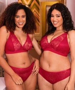 Curvy Kate Lace Daze Wirefree Bralette - Lipstick Red -BRASTOGO Sales curvy kate lace daze bralette lipstick red 13