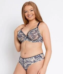 Curvy Kate Lifestyle Plunge Bra - Zebra Print -BRASTOGO Sales curvy kate lifestyle plunge bra zebra print 2