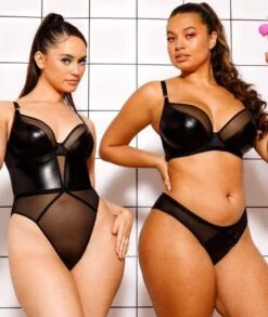 Curvy Kate Lucky Star Underwire Plunge Bra - Black -BRASTOGO Sales curvy kate lucky star underwire plunge bra black 12