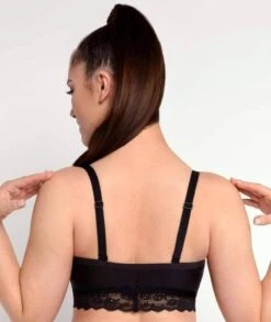 Curvy Kate Twice The Fun Reversible Wirefree Bralette - Black/Pink 13 Curvy Kate Twice The Fun Reversible Wirefree Bralette - Black/Pink -BRASTOGO Sales curvy kate twice the fun reversible bralette black pink 2