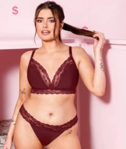 Curvy Kate Twice The Fun Reversible Wirefree Bralette - Oxblood/Black -BRASTOGO Sales curvy kate twice the fun reversible bralette oxblood black