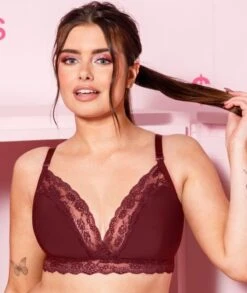 Curvy Kate Twice The Fun Reversible Wirefree Bralette - Oxblood/Black -BRASTOGO Sales curvy kate twice the fun reversible bralette oxblood black d6a922c3 0e7a 418a 9fa1 b58a5c2d2467