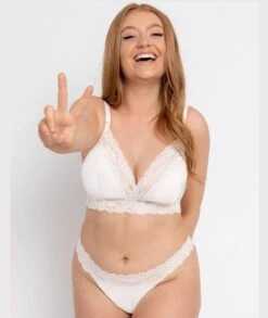 Curvy Kate Twice The Fun Reversible Wirefree Bralette - White/Pink -BRASTOGO Sales curvy kate twice the fun reversible bralette white pink 8