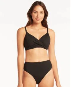 Sea Level Eco Essentials Twist Front DD-E Cup Bikini Top - Black 11 Sea Level Eco Essentials Twist Front DD-E Cup Bikini Top - Black -BRASTOGO Sales sea level eco essentials twist front dd e cup bikini top black 5