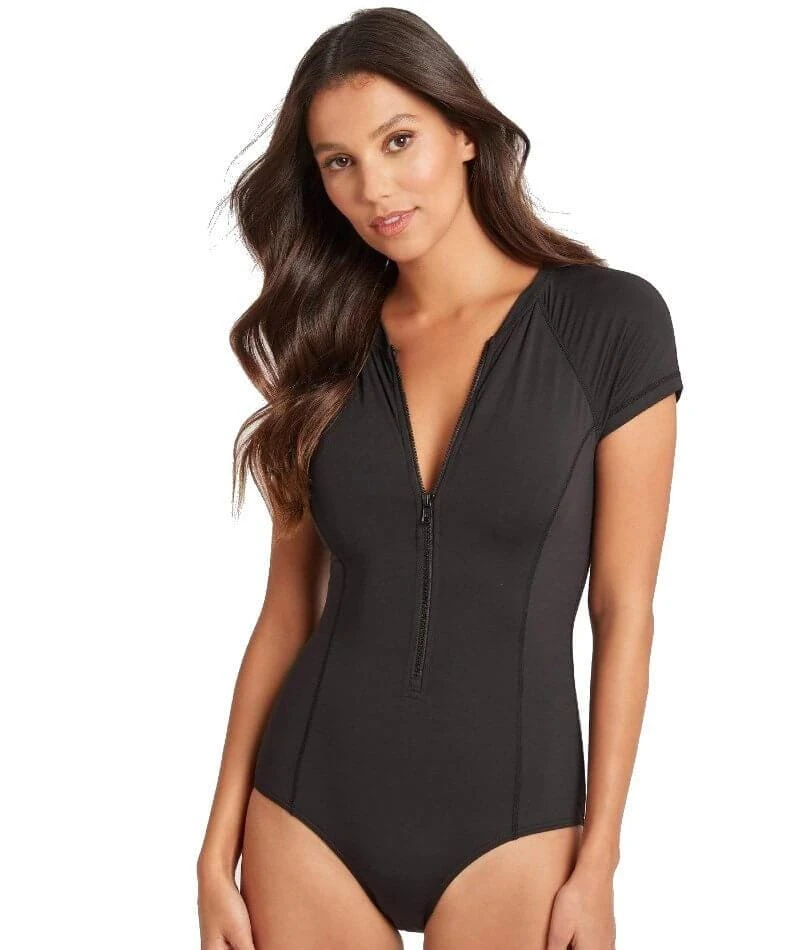 Sea Level Essentials Short Sleeve B-DD Cup One Piece Swimsuit - Black 6 Sea Level Essentials Short Sleeve B-DD Cup One Piece Swimsuit - Black - Image 4